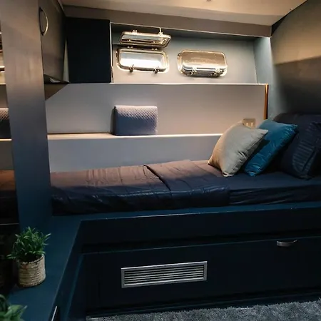 Tekne Canaima - Boutique Yacht Birgu