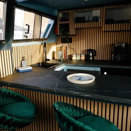 Tekne Canaima - Boutique Yacht