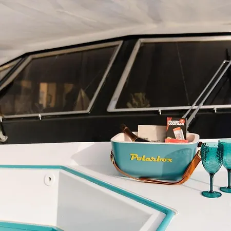 Tekne Canaima - Boutique Yacht Birgu