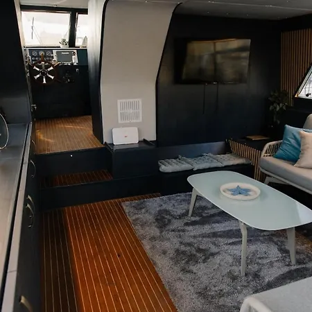 Tekne Canaima - Boutique Yacht